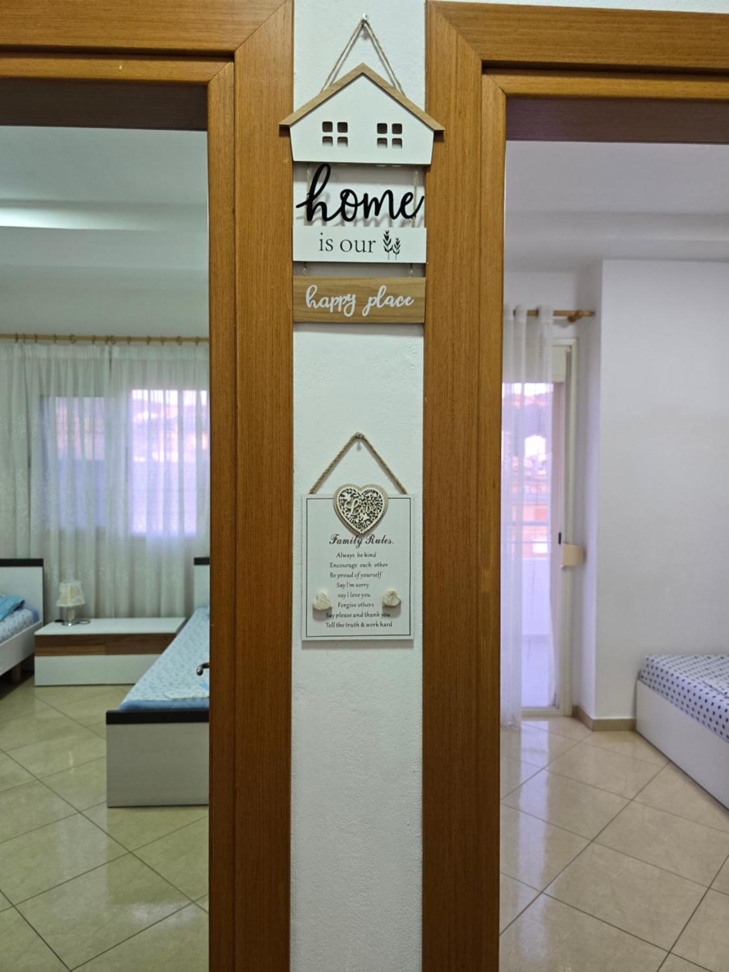 Modern , Quiet , Family Friendly & Fully Furnished Apartment فلورا المظهر الخارجي الصورة
